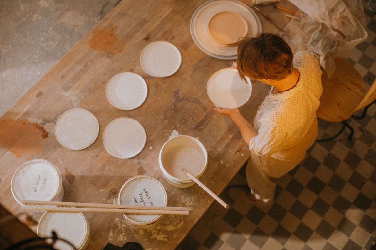 Close-up of the Dune Plate glaze and clay
